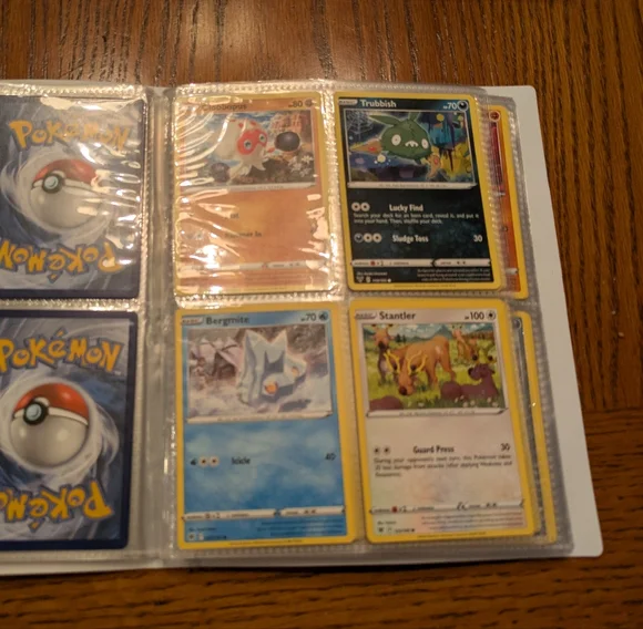 Charizard Pokemon Cards Album + 120 Cards 🔥 Holds Upto 240 Cards 🔥 - Picture 13 of 14